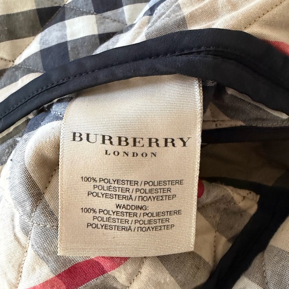 Burberry Black Quilted Cropped Jacket - Picture 4 of 4